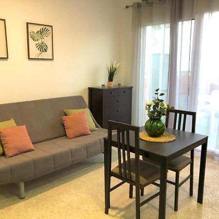 Apartamento Con Piscina En Ciudad Jardin Малага Екстер'єр фото