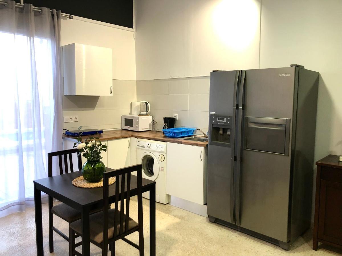 Apartamento Con Piscina En Ciudad Jardin Малага Екстер'єр фото